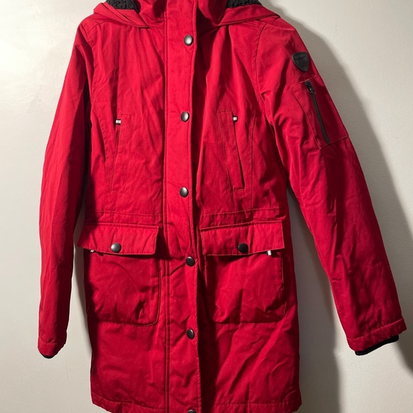 Red winter jacket - Picture 7 of 9